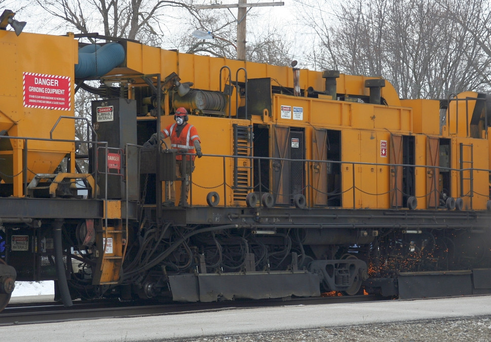 Loram Railgrinder RG318 